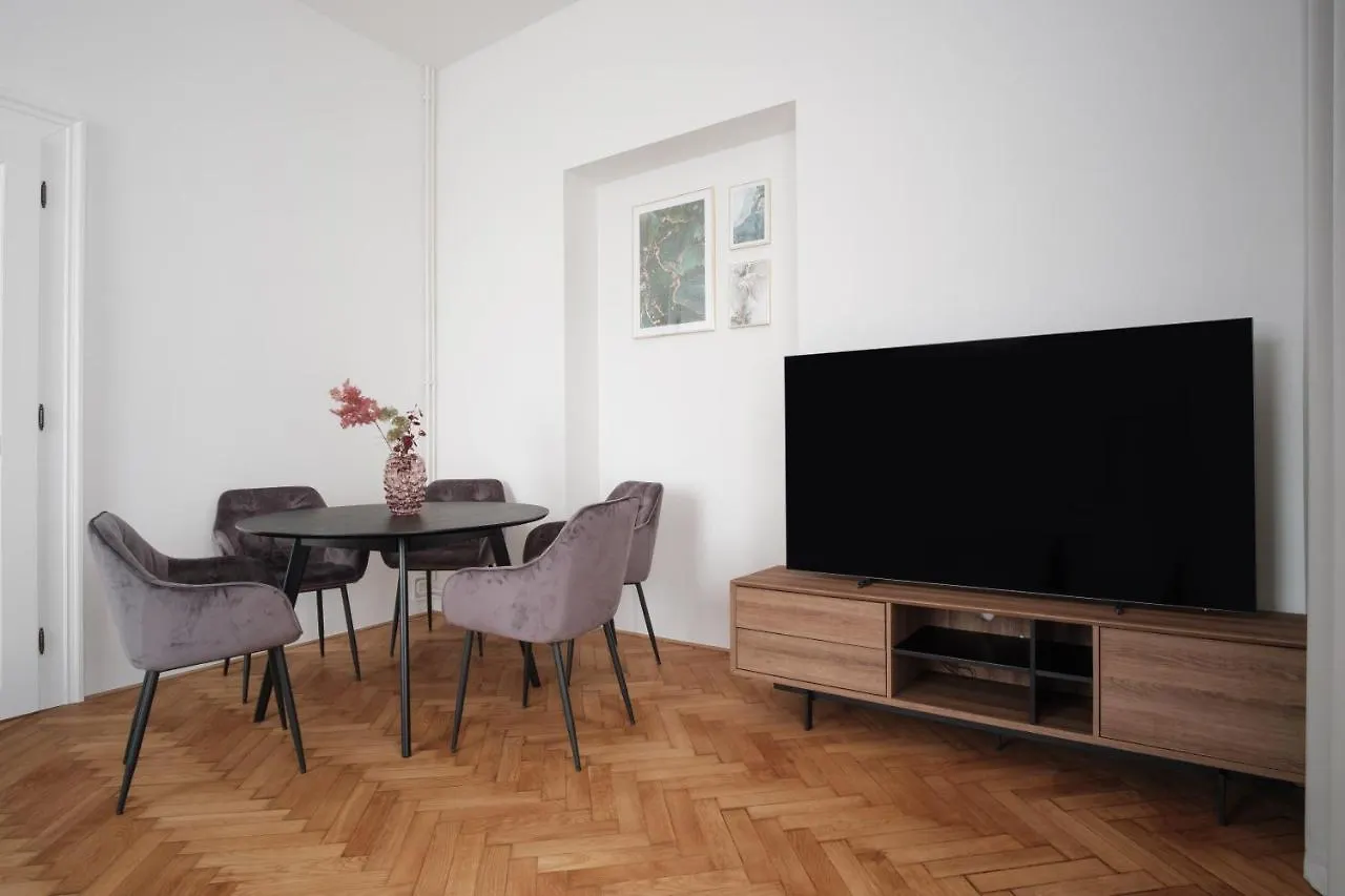 Spacious Apartment In Karlin By Prague Days Czech Republic