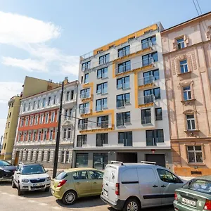 One Bedroom Penthouse # 82 In The Brand New Building Close To The Center With Free Parking Praha