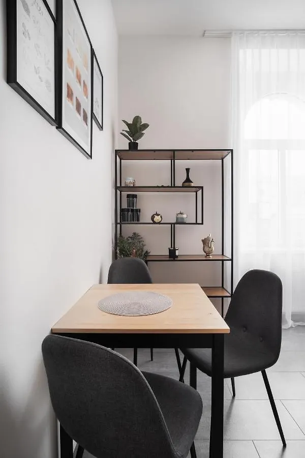 Spacious Apartment In Karlin By Prague Days 0*,  Tsjechië